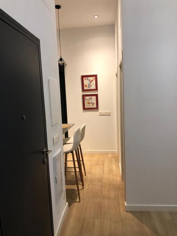 Estudio Centrico En Punonrostro Seville Luaran gambar